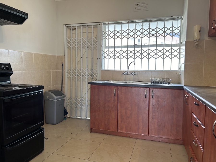 To Let 2 Bedroom Property for Rent in Camps Bay Western Cape